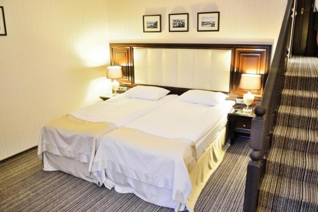 Optima Collection Zhytomyr Hotel Екстериор снимка