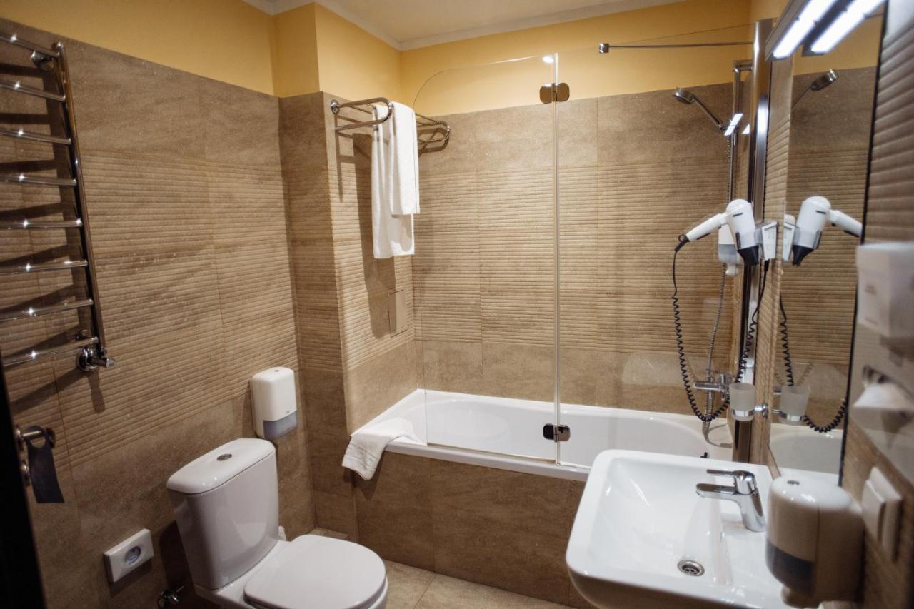 Optima Collection Zhytomyr Hotel Екстериор снимка